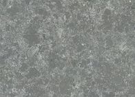 Polerowanie blatów kwarcowych z kamienia sztucznego, które wyglądają jak granit